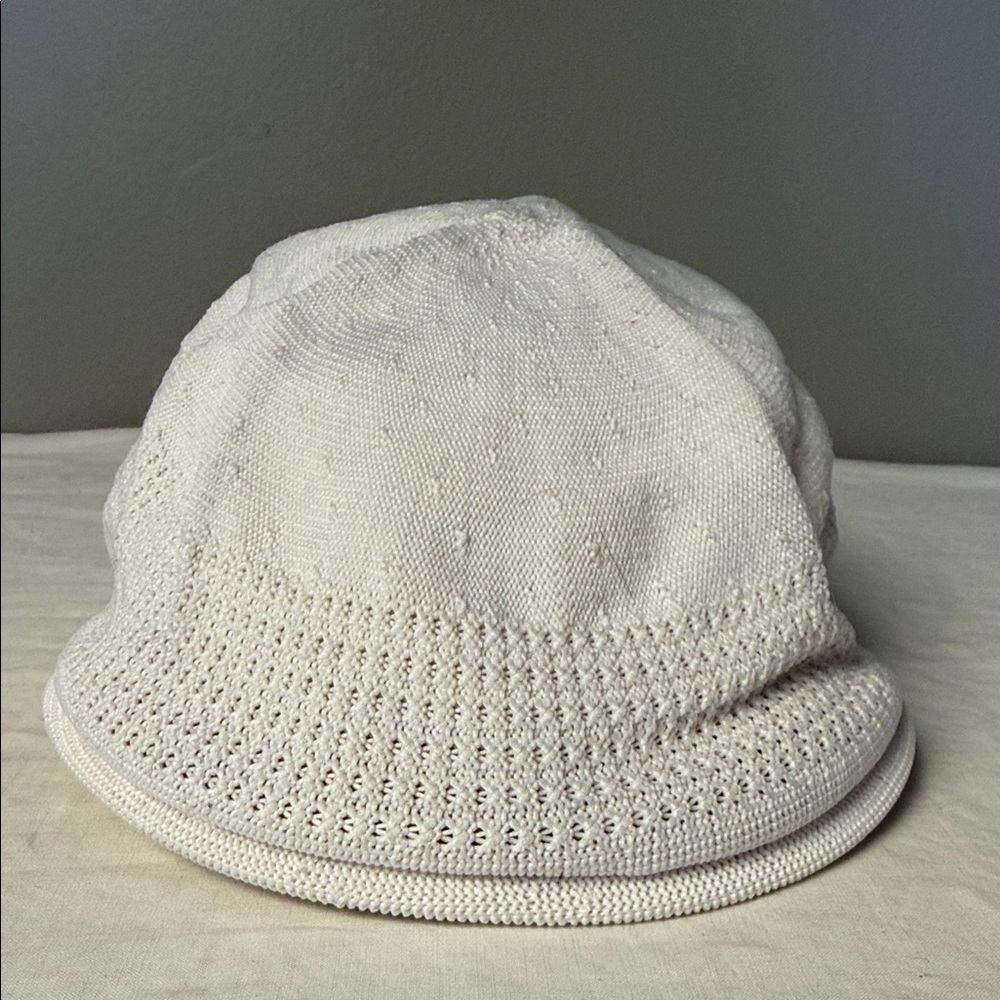 Kangol Tropic 504 Ventair Ivy Flat Cap Cream Kangaroo Hat L